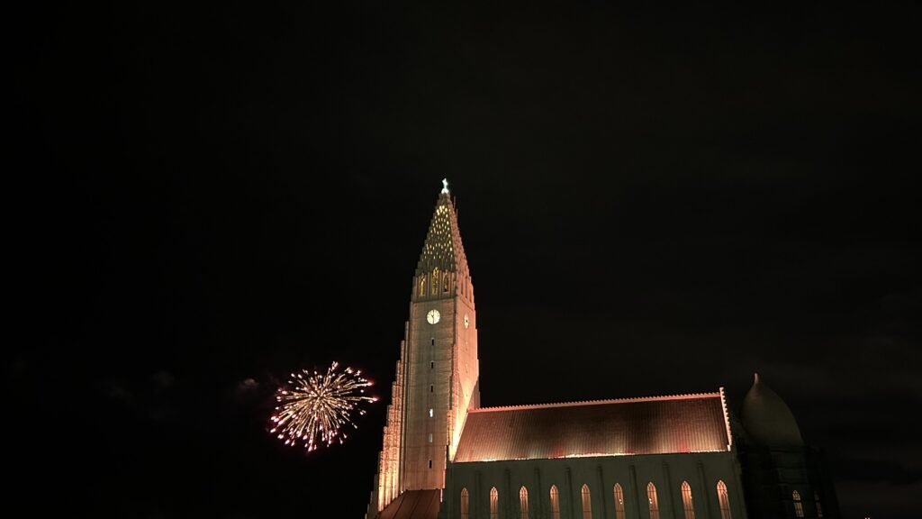 Hallgrimskirche am Dreikönigstag