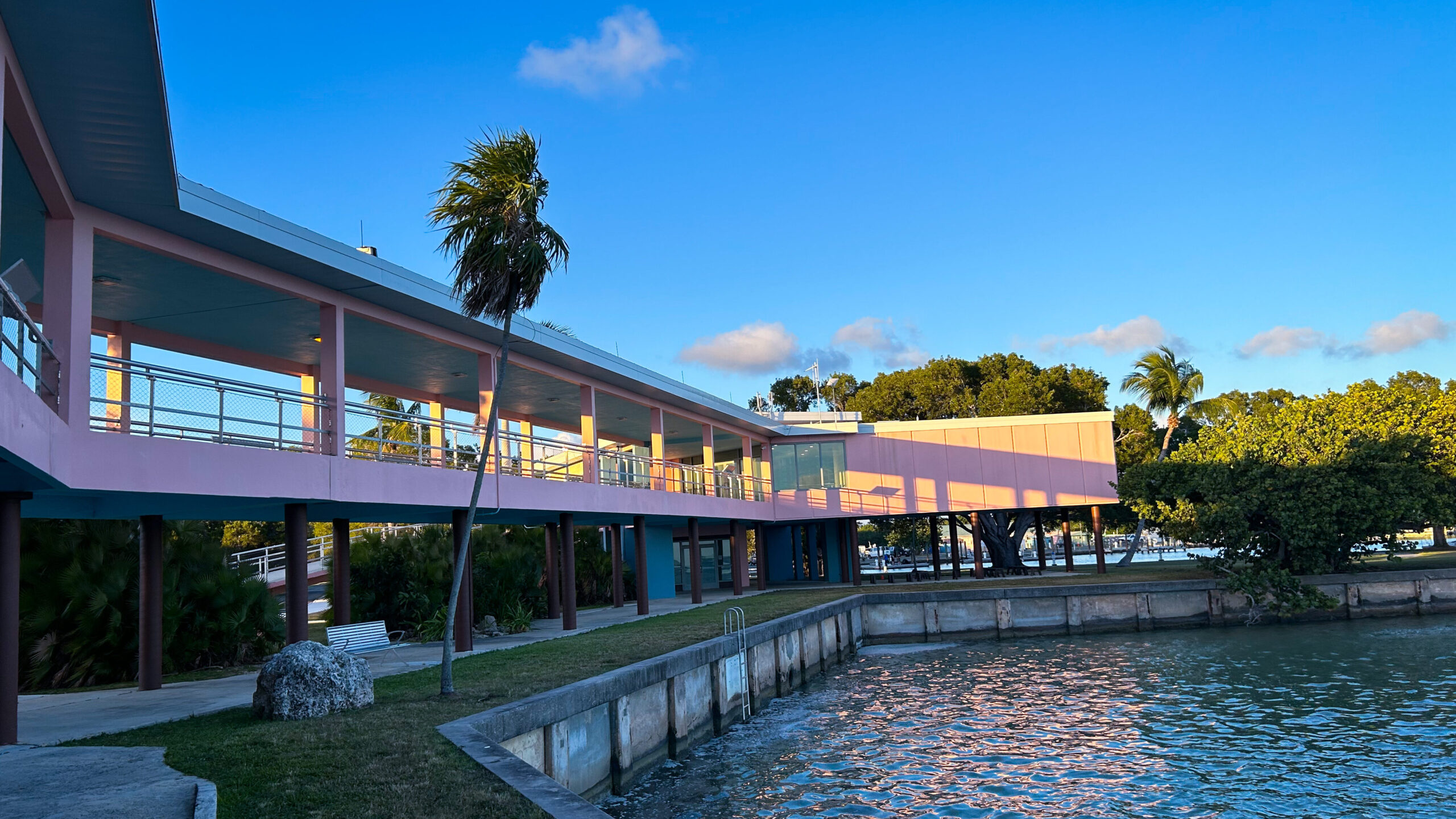 Guy Bradley Visitor Center, Flamingo