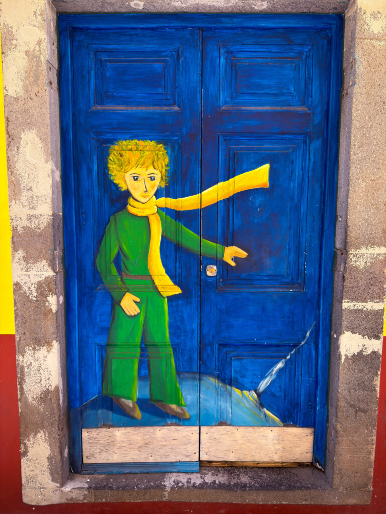 Der kleine Prinz auf eine Tür in Funchal gemalt